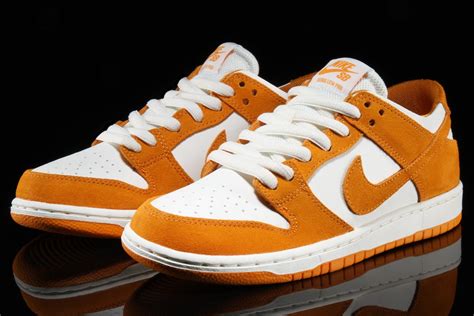 nike dunk grün orange|nike orange and black dunks.